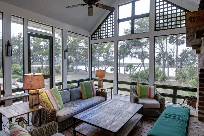 Sunroom with Outdoor View